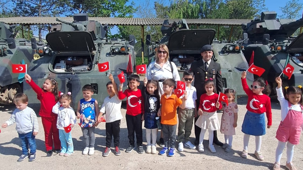 Anasınıfımızın Karaağaç Celaleddin Alkoç Kışla Ziyareti